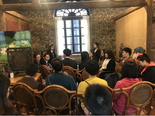 與祖國同頻共振 文化與藝術(shù)傳媒學(xué)院黨總支開展“我與祖國70周年”紅色教育活動